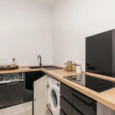 Apartment The Best Rent Spacious In Barberini Area