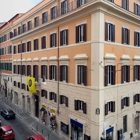 The Best Rent Spacious In Barberini Area Apartment *