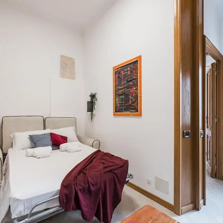 The Best Rent Spacious In Barberini Area Apartment Rome