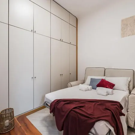 The Best Rent Spacious In Barberini Area * Rome